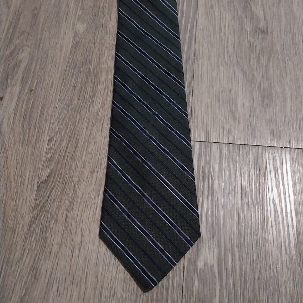Tommy Hilfiger Green Blue Striped 100% Silk Necktie